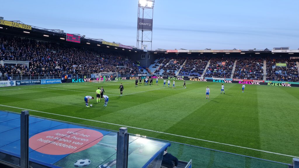 De ‘verliezers’ van woensdag spelen zondag tegen elkaar: PEC Zwolle – PSV