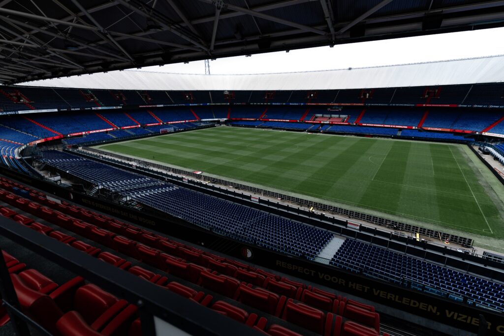 Feyenoord Rotterdam vervolgt kampioensrace met thuiswedstrijd tegen RKC Waalwijk